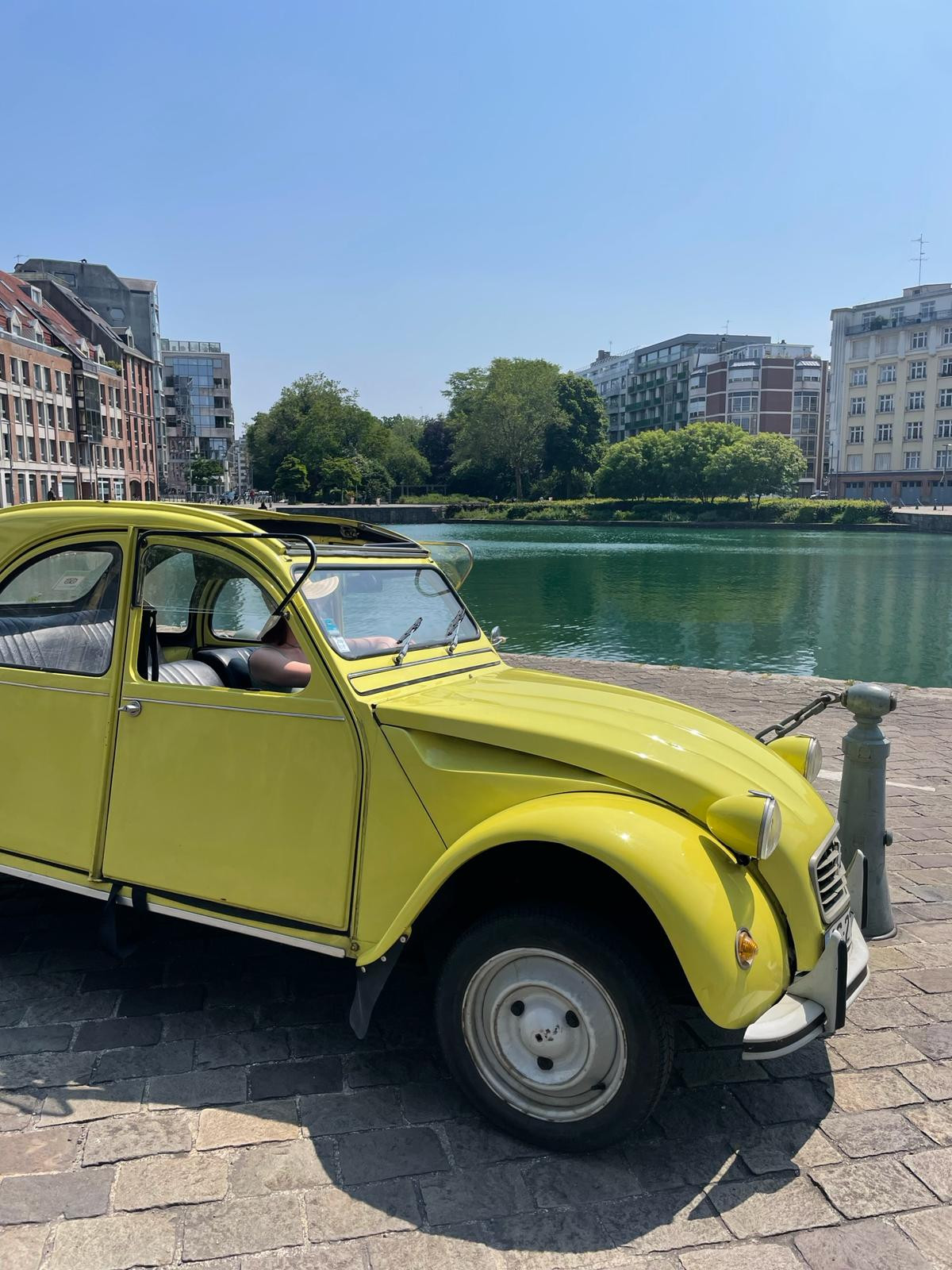 2cv-jaune-753648
