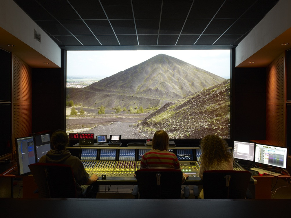 le-fresnoy-pole-son-auditorium-marc-domage-2014-2-877323