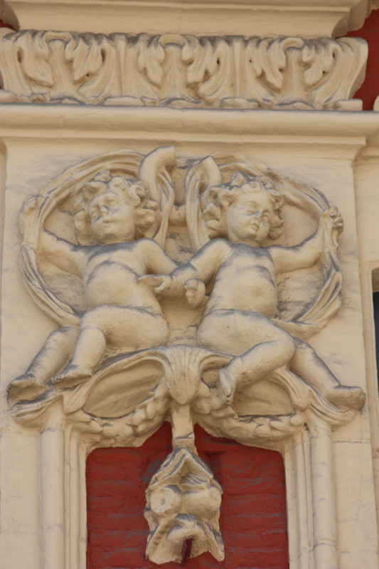 angelots, sculpture, façade, pierre Lille