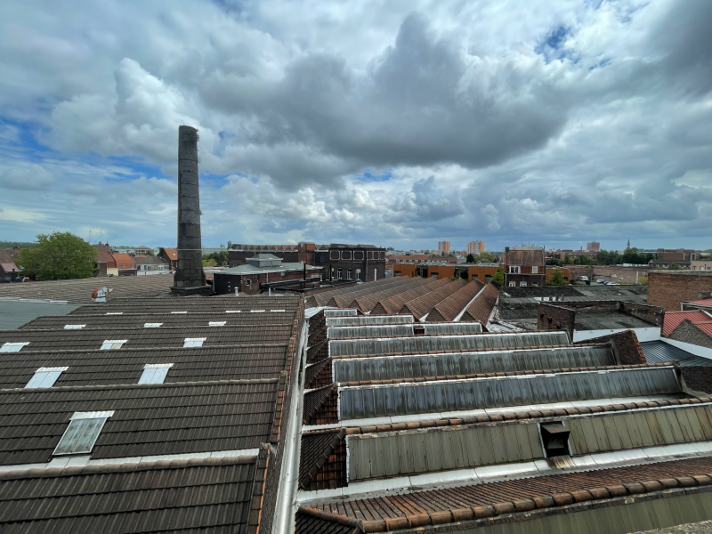 vue-sur-les-sheds-c-tissel-743461